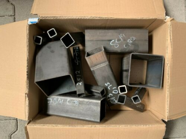 10Kg Quadratrohre Kurzlängen (Restlängen, Restposten) in S235JR