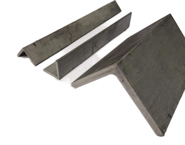 Edelstahl Winkel 20x20x3mm 1.4301/1.4307 EN10056